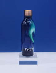 Root7 - One Bottle - laveste priser - aurora borealis - 1