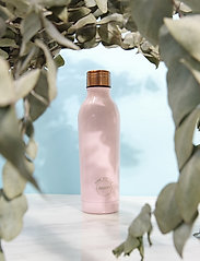 Root7 - One Bottle - home - millennial pink - 4