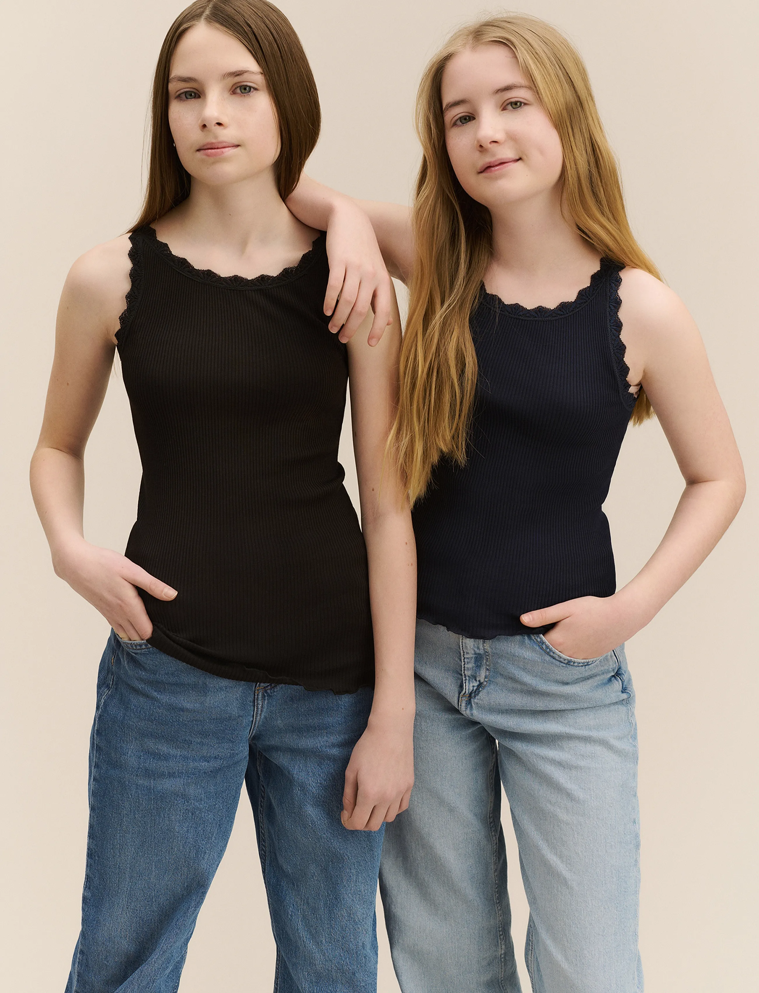 Rosemunde Kids Rkbalta Modal Sl Lace Top, 164, T-shirts, Schwarz - Sleeveless, Kinder