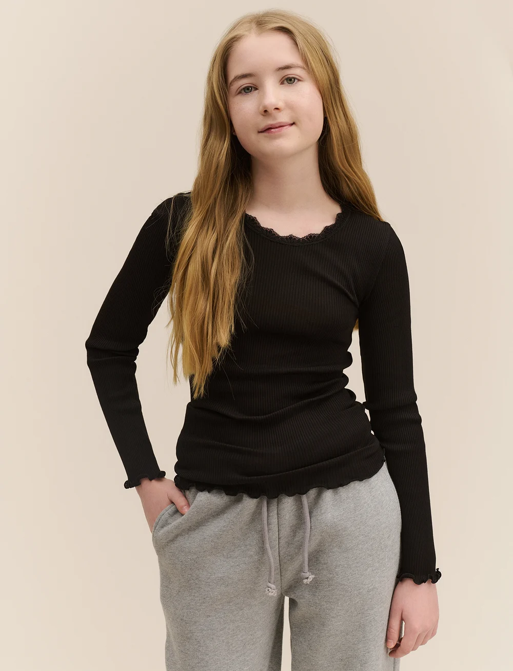 Rosemunde Kids - RKBalta Modal LS Lace T-shirt - långärmade t-shirts - black - 0