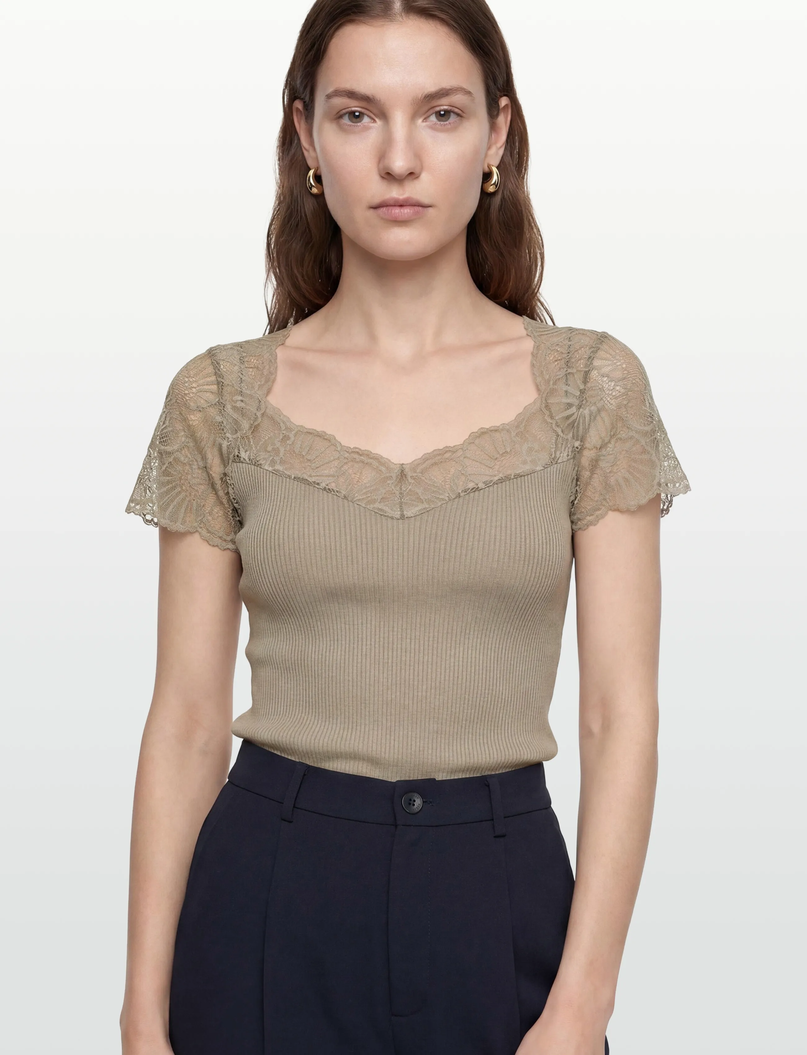 Rosemunde - RWBeatha Silk Capsleeve T-shirt - t-särgid - laurel oak - 3