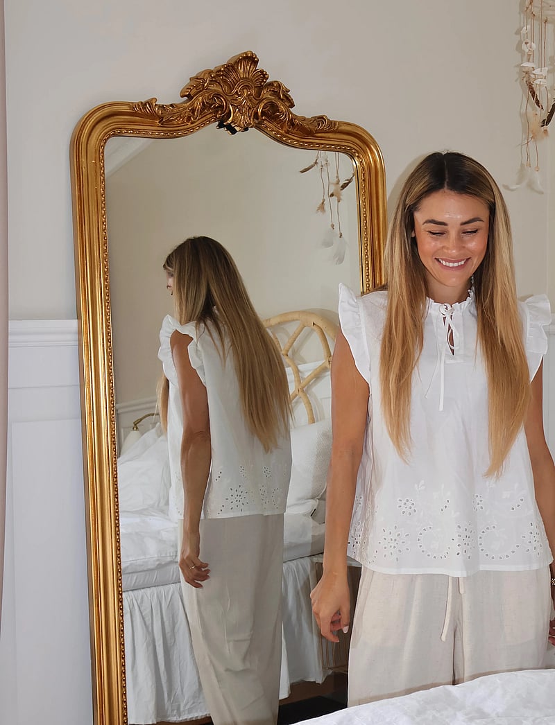 Rosemunde - RWLauren SL Regular Top - sleeveless blouses - new white - 0