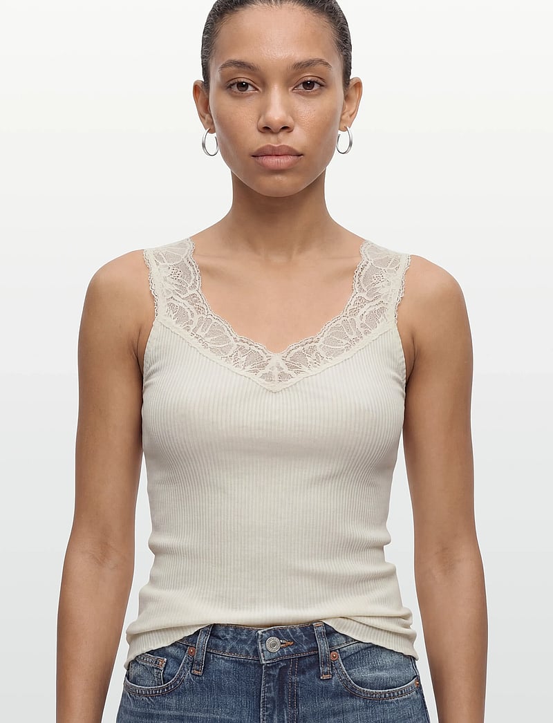 Rosemunde - RWBeatha SL Lace Top - hihattomat topit - ivory - 3