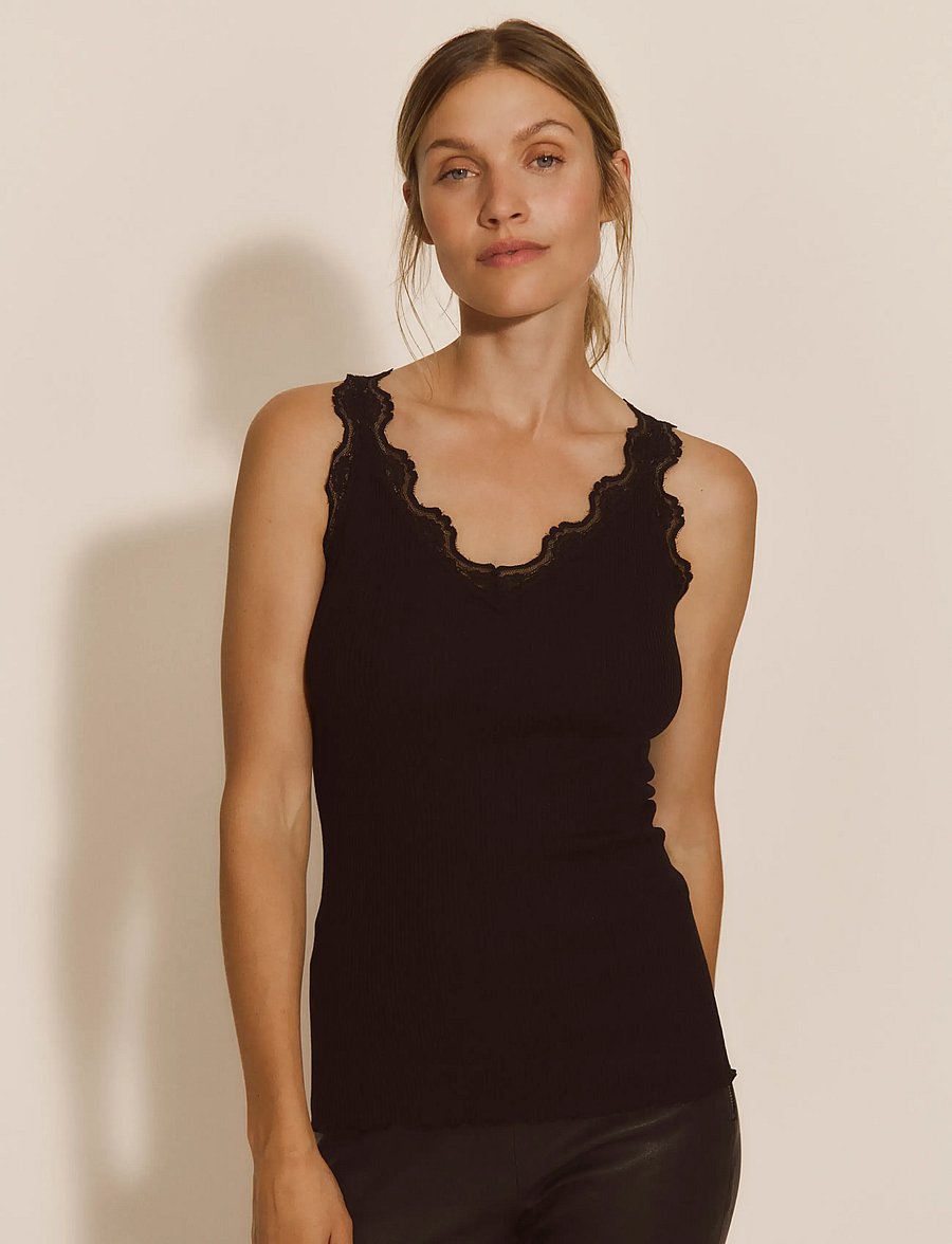 Rosemunde - RWBeatha Silk SL V-neck Lace Top - Ärmellose tops - black - 0