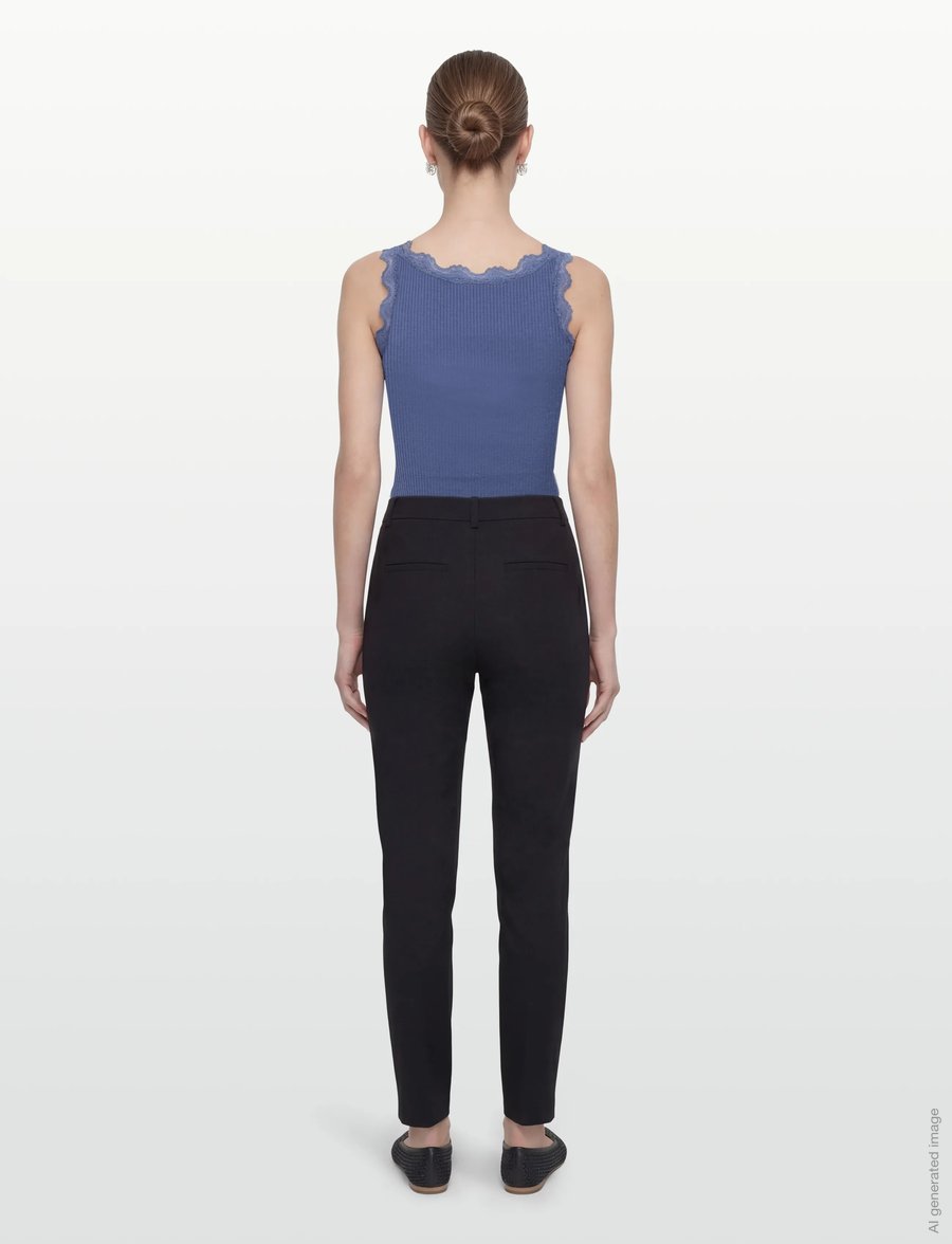 Rosemunde - RWBeatha Silk SL V-neck Lace Top - Ärmellose tops - dutch blue - 4