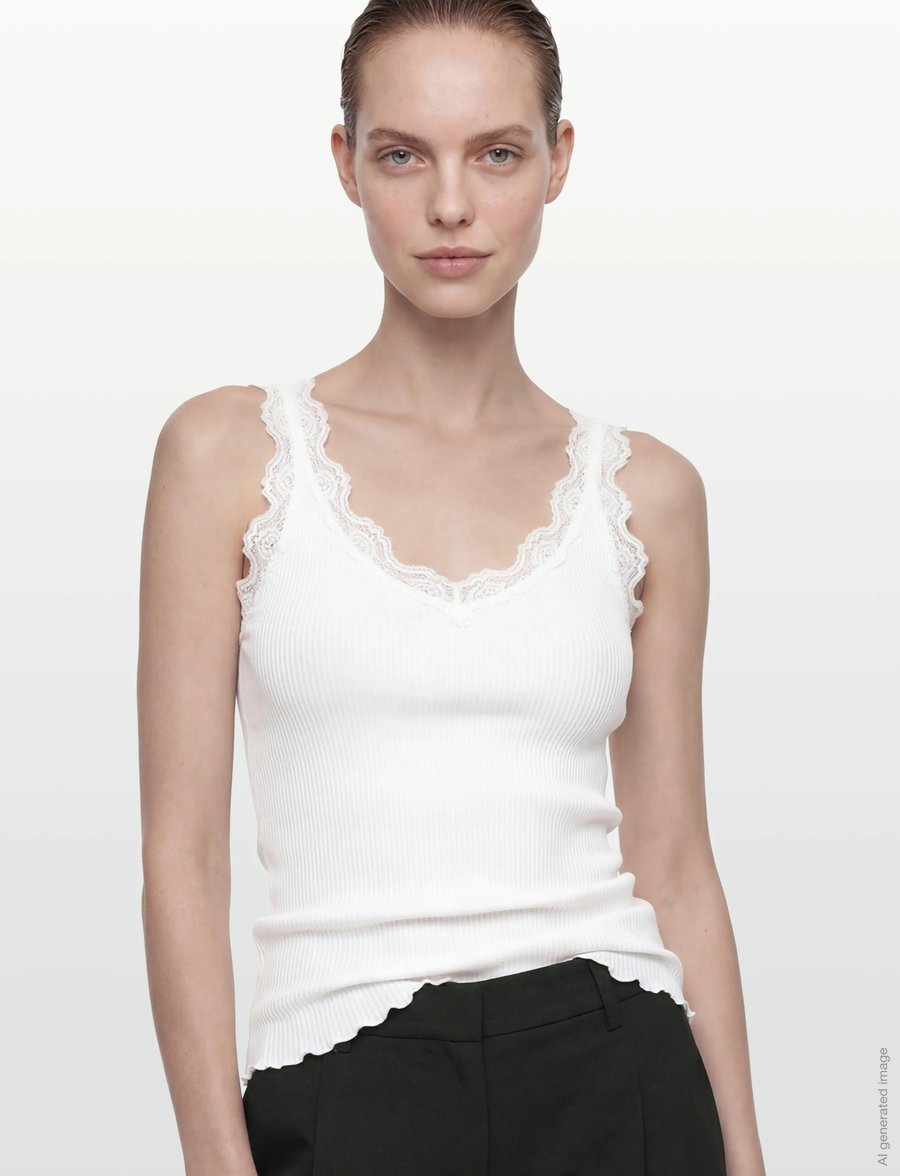 Rosemunde - RWBeatha Silk SL V-neck Lace Top - Ärmellose tops - new white - 3