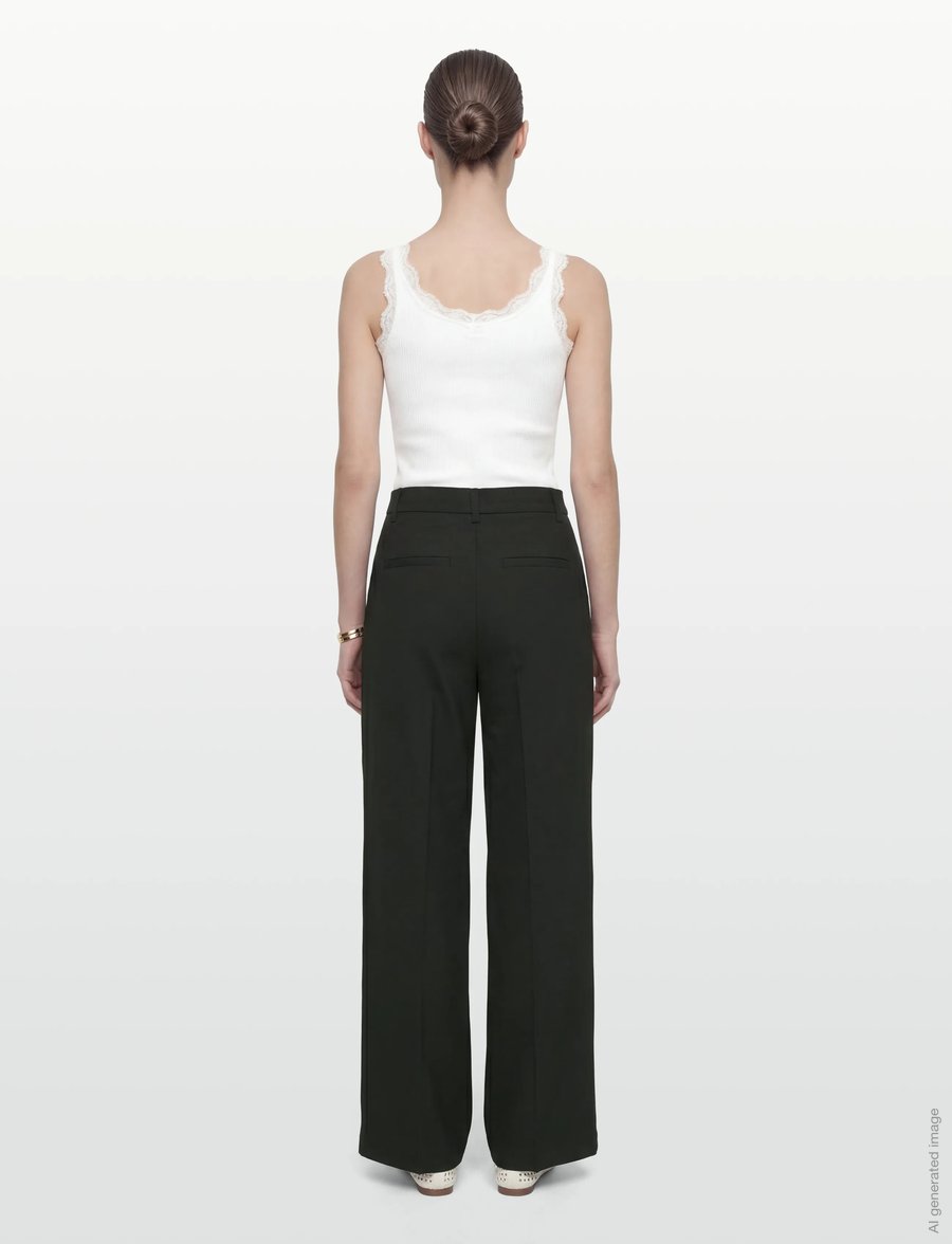 Rosemunde - RWBeatha Silk SL V-neck Lace Top - Ärmellose tops - new white - 4