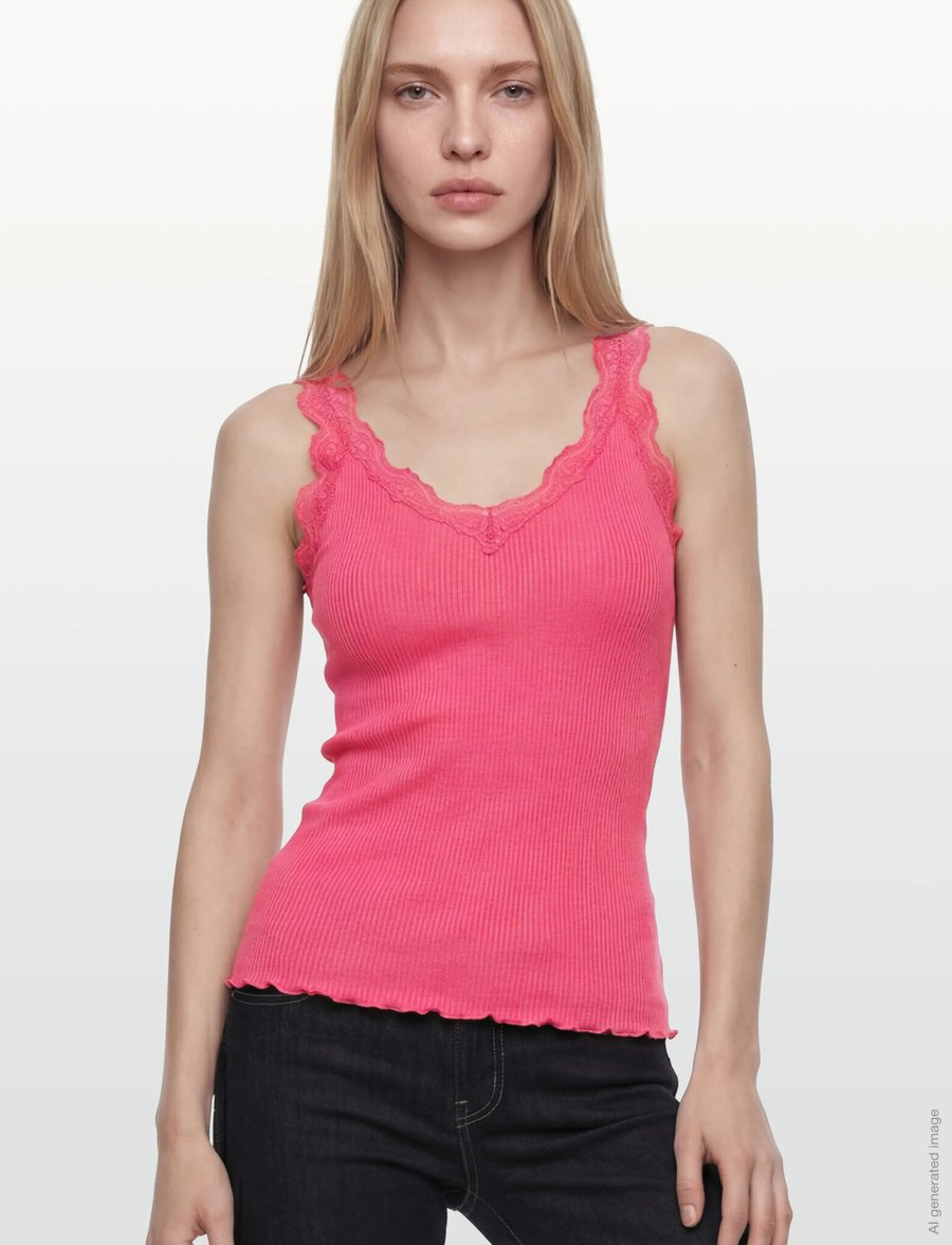Rosemunde - RWBeatha Silk SL V-neck Lace Top - Ärmellose tops - rapture rose - 3