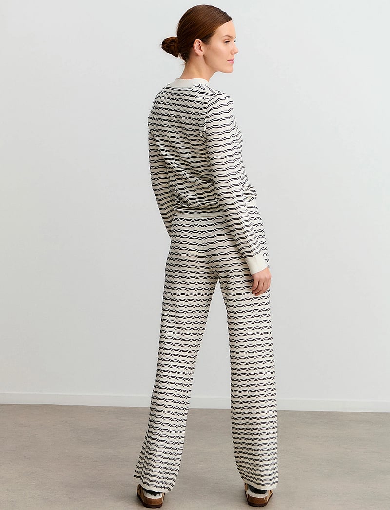 Rosemunde - RWSanna MW Straight Trousers - pidžaamapüksid - ivory w/black stripe - 3