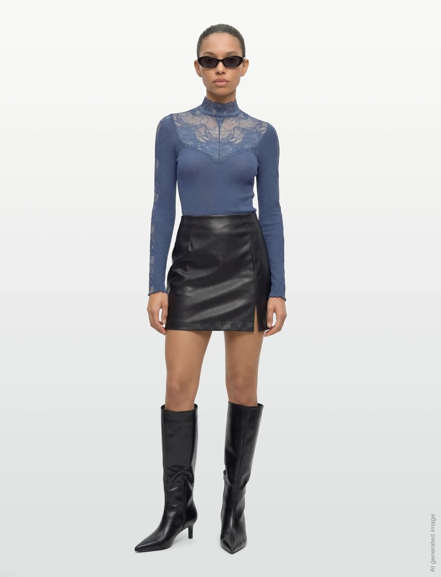 Rosemunde - RWBeatha Silk LS Lace T-neck T-shir - hauts à manches longues - ensign blue - 0