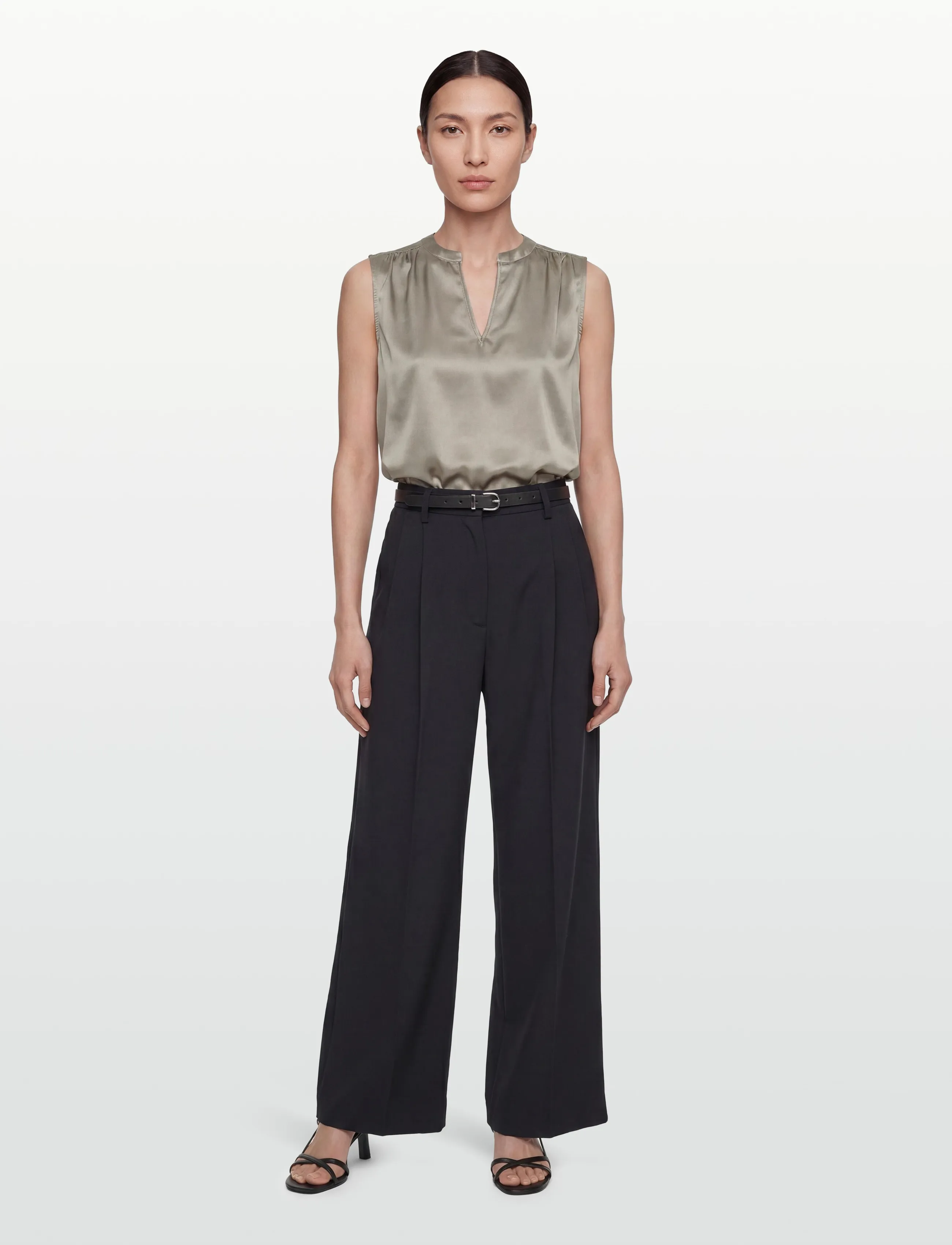 Rosemunde Rwjade Silk Sl Top, 42, Blouses, Khakigrün - Sleeveless, Frauen