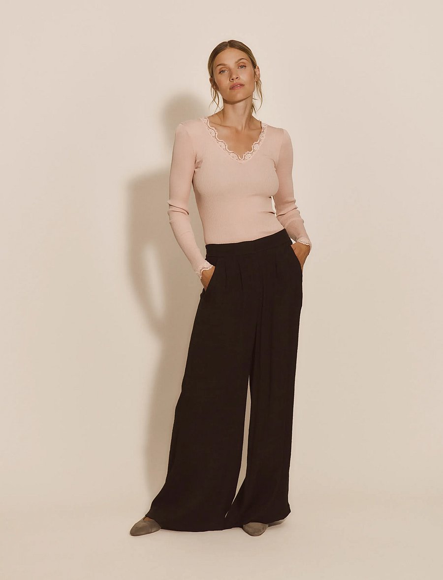 Rosemunde - RWMarseille HW Wide Trousers - bukser med brede ben - black - 3
