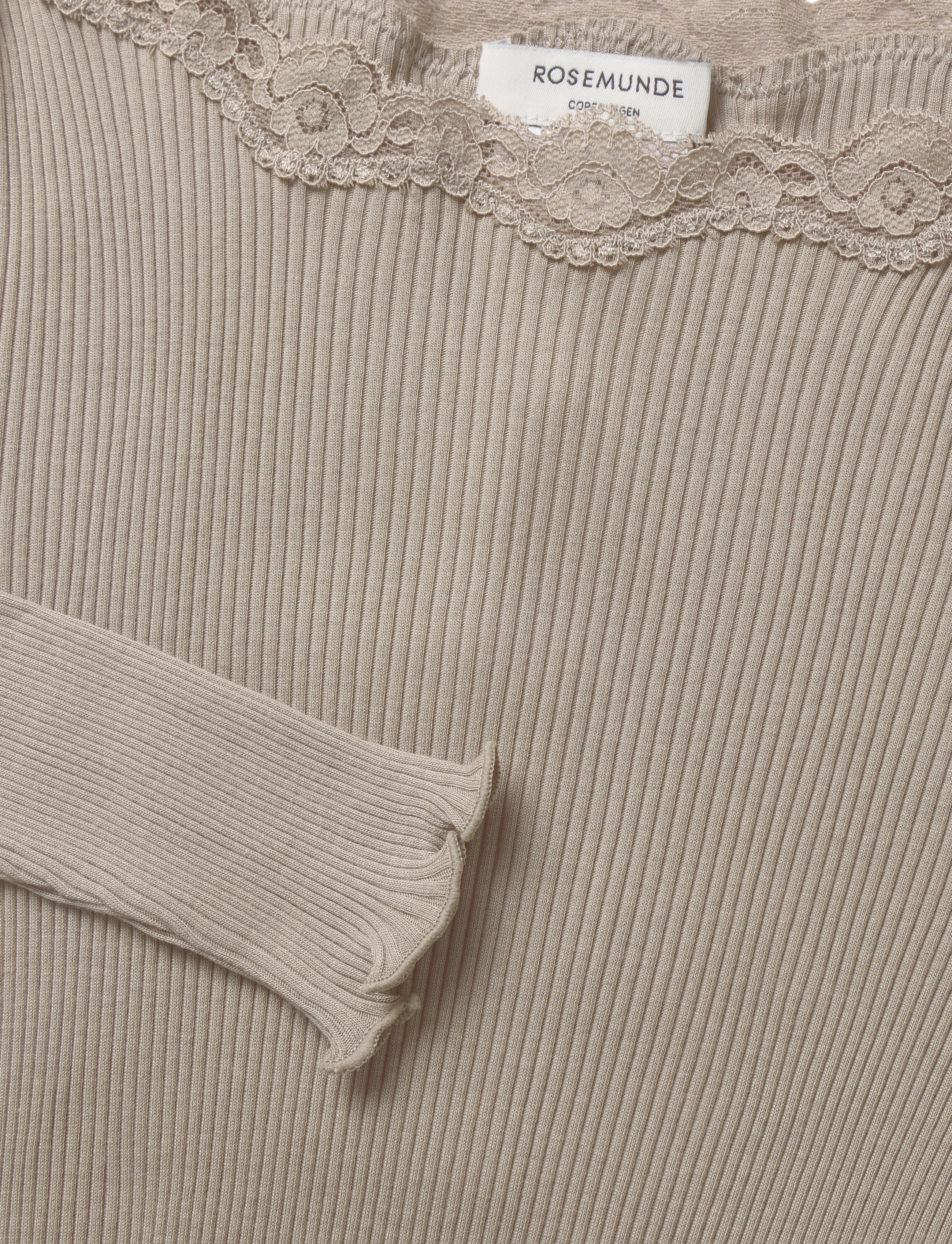 Rosemunde - RWBaybay LS Boatneck Lace T-shirt - langärmlige tops - mocha meringue - 2