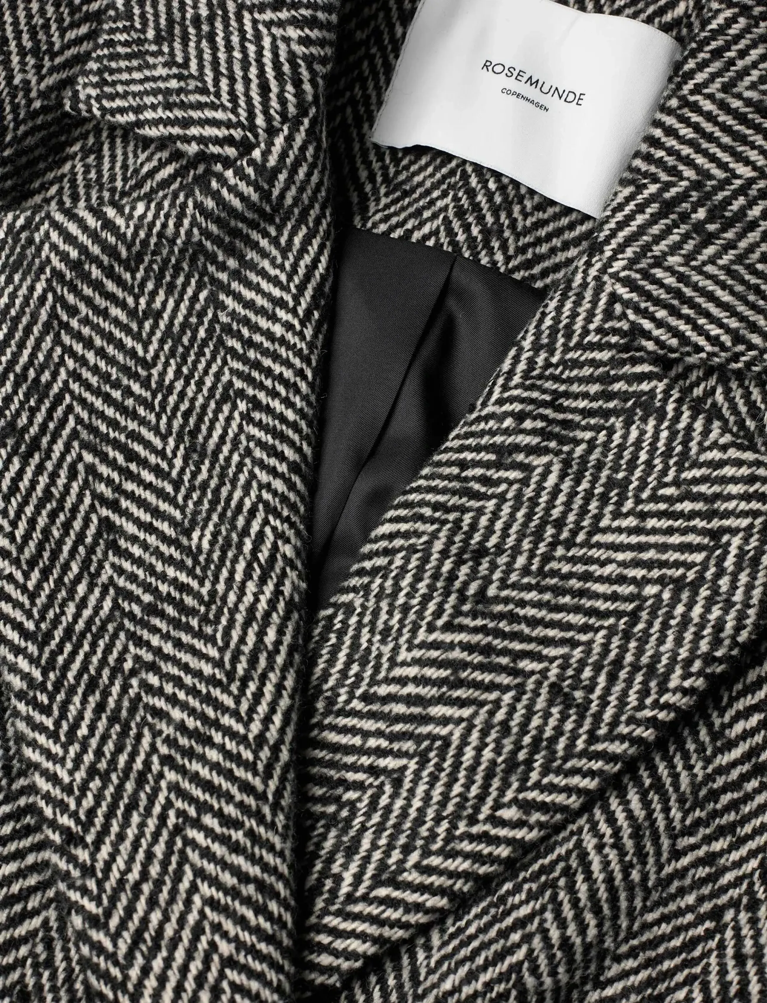Rosemunde - RWLevi Long Coat - frakker - black w/ ivory stripe - 4