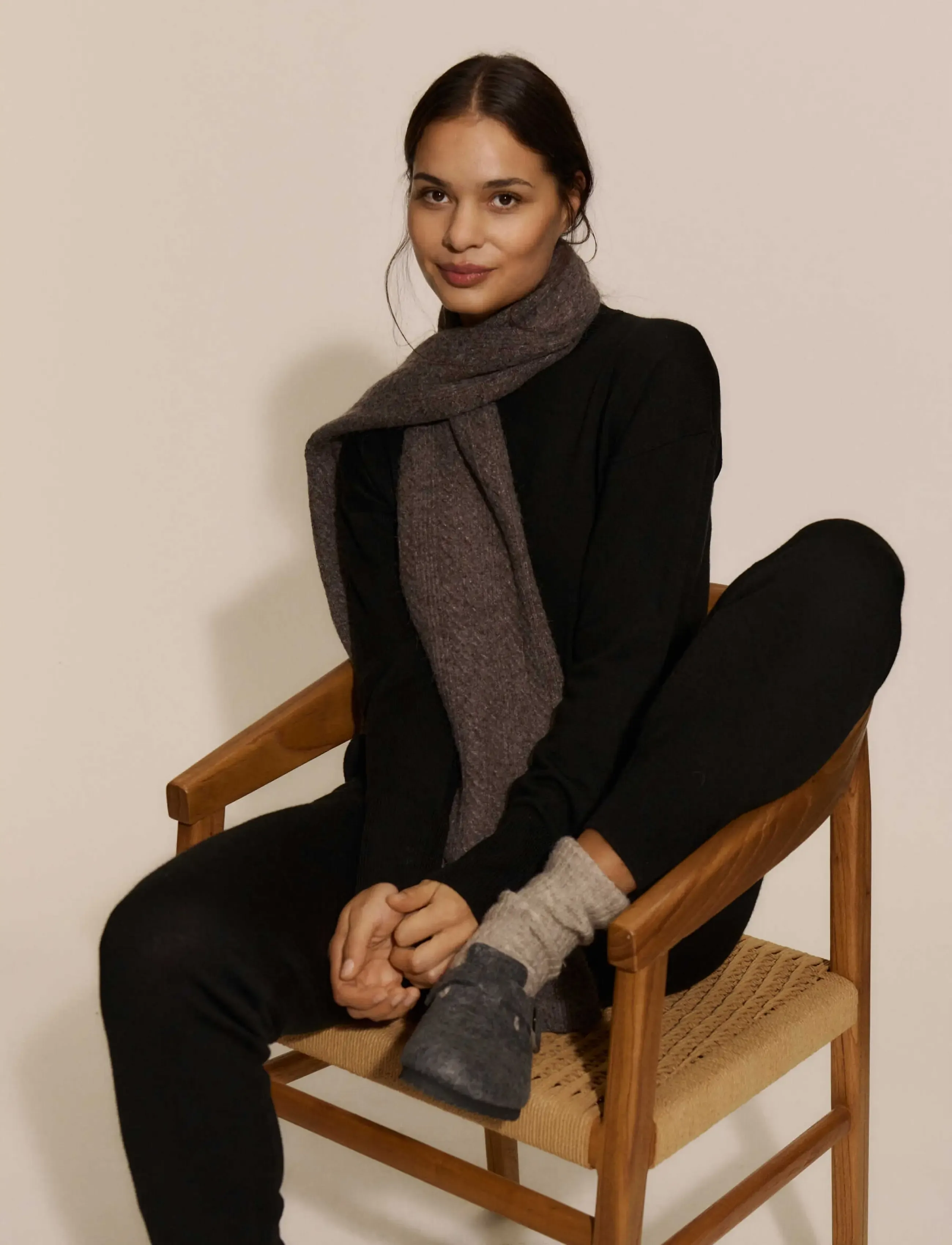 Rosemunde - RWTinker Wool Blend Cable Scarf - brown grey mel - 3