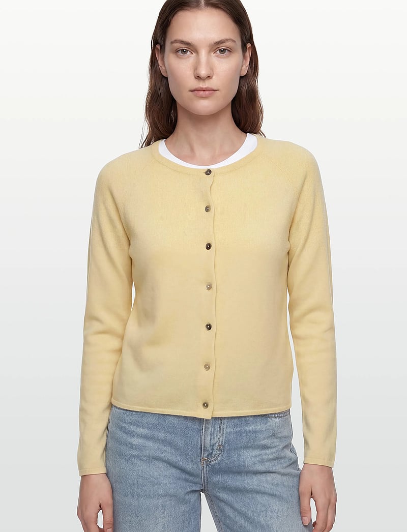 Rosemunde - RWLaica Cashmere LS O-neck Raglan Cardigan - kaschmir - flan - 3