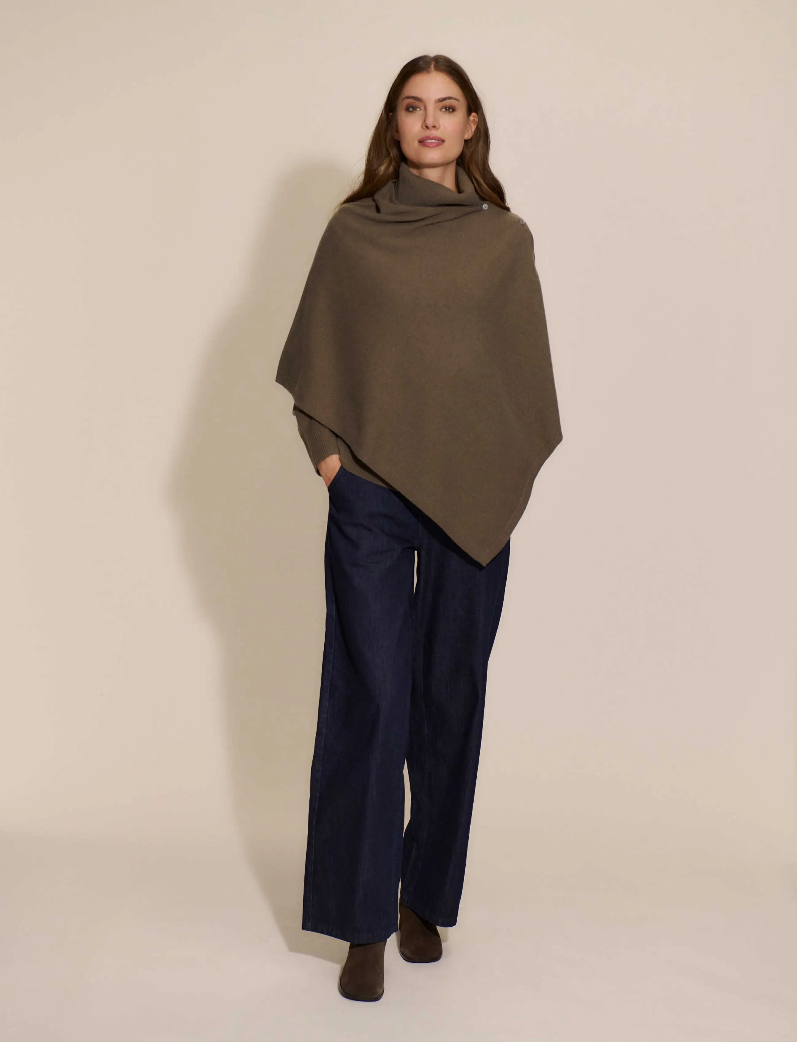 Rosemunde - RWLaica Cashmere Poncho - ponchos & capes - walnut - 3