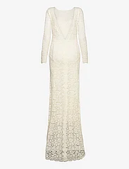 Rosemunde - Wedding dress w/ train - kāzu kleitas - ivory - 1