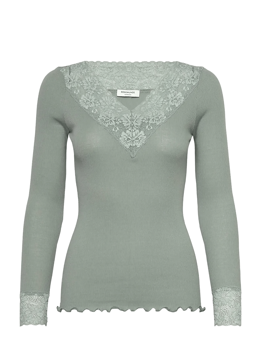Rosemunde - RWBernadine Organic LS V-neck Lace T-shirt - long-sleeved tops - green milieu - 1