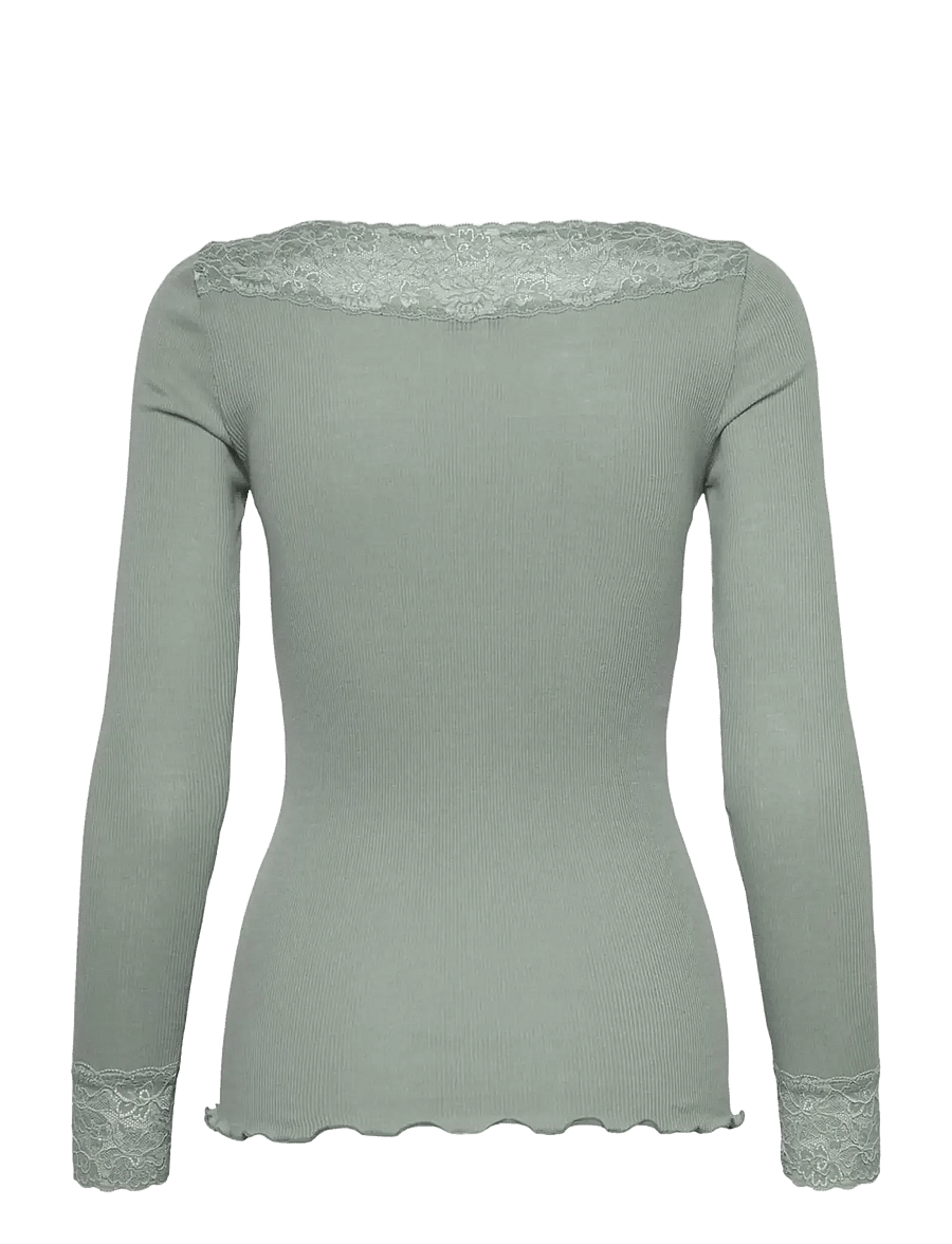 Rosemunde - RWBernadine Organic LS V-neck Lace T-shirt - long-sleeved tops - green milieu - 2