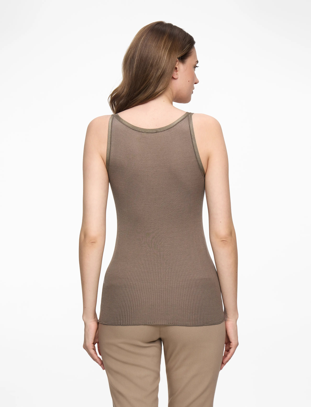 Rosemunde - RWBelle Silk U-neck Strap Elastic T - Ärmellose tops - falcon - 3