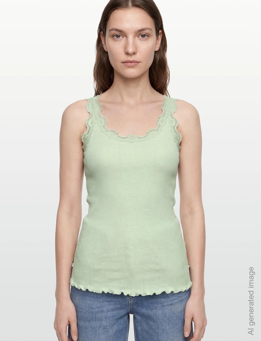 Rosemunde - RWBabette Silk SL U-neck Long Lace Top - Ärmellose tops - green lily - 3