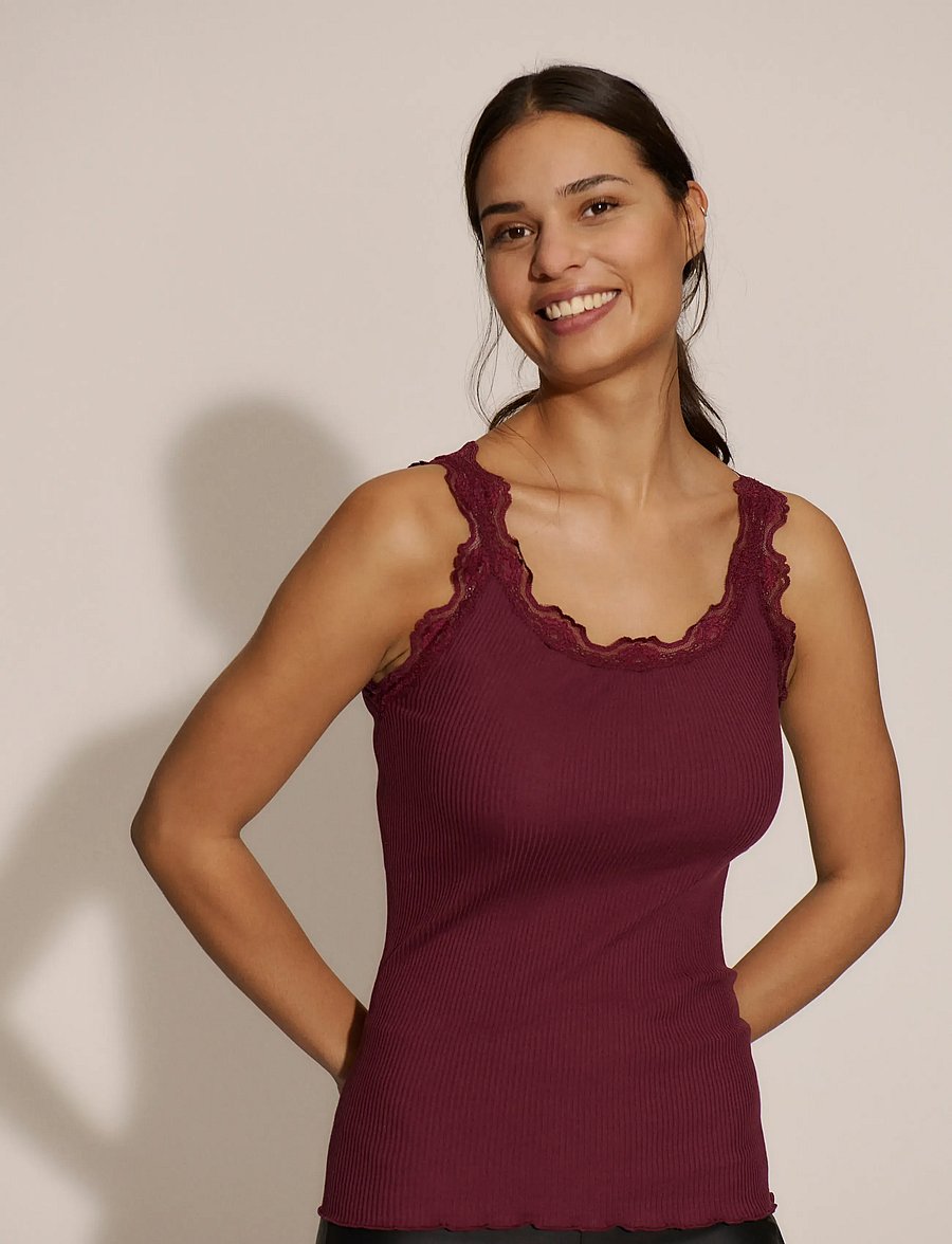 Rosemunde - RWBabette Silk SL U-neck Long Lace Top - Ärmellose tops - windsor wine - 0