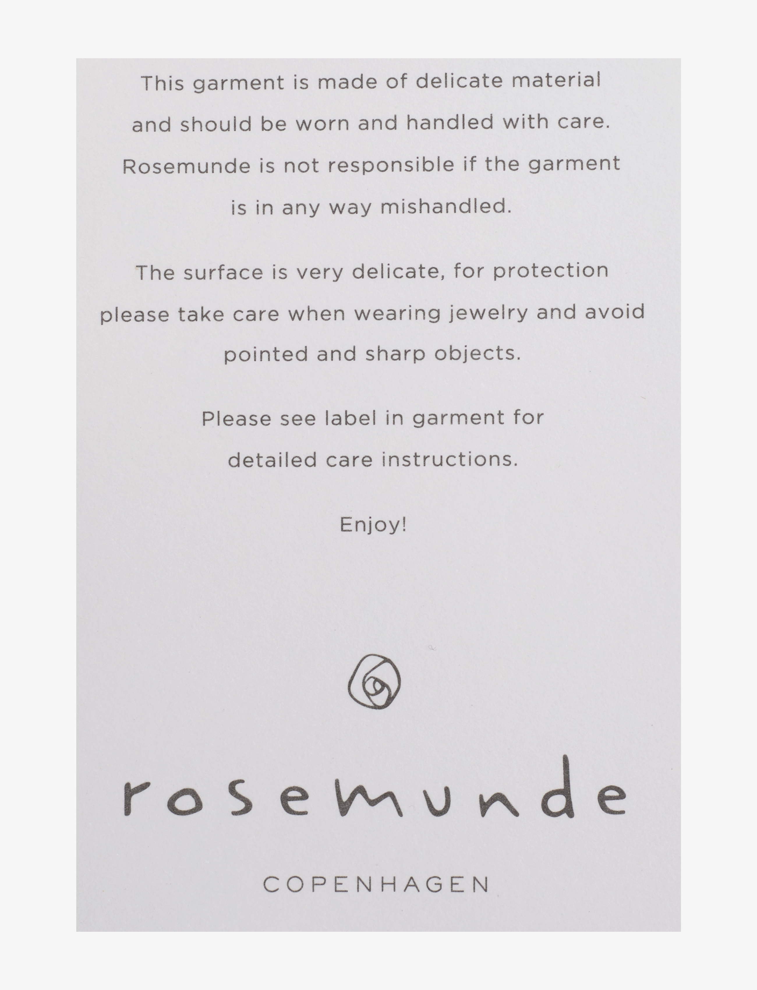 Rosemunde - T-shirt ls - black w/ gold - 2
