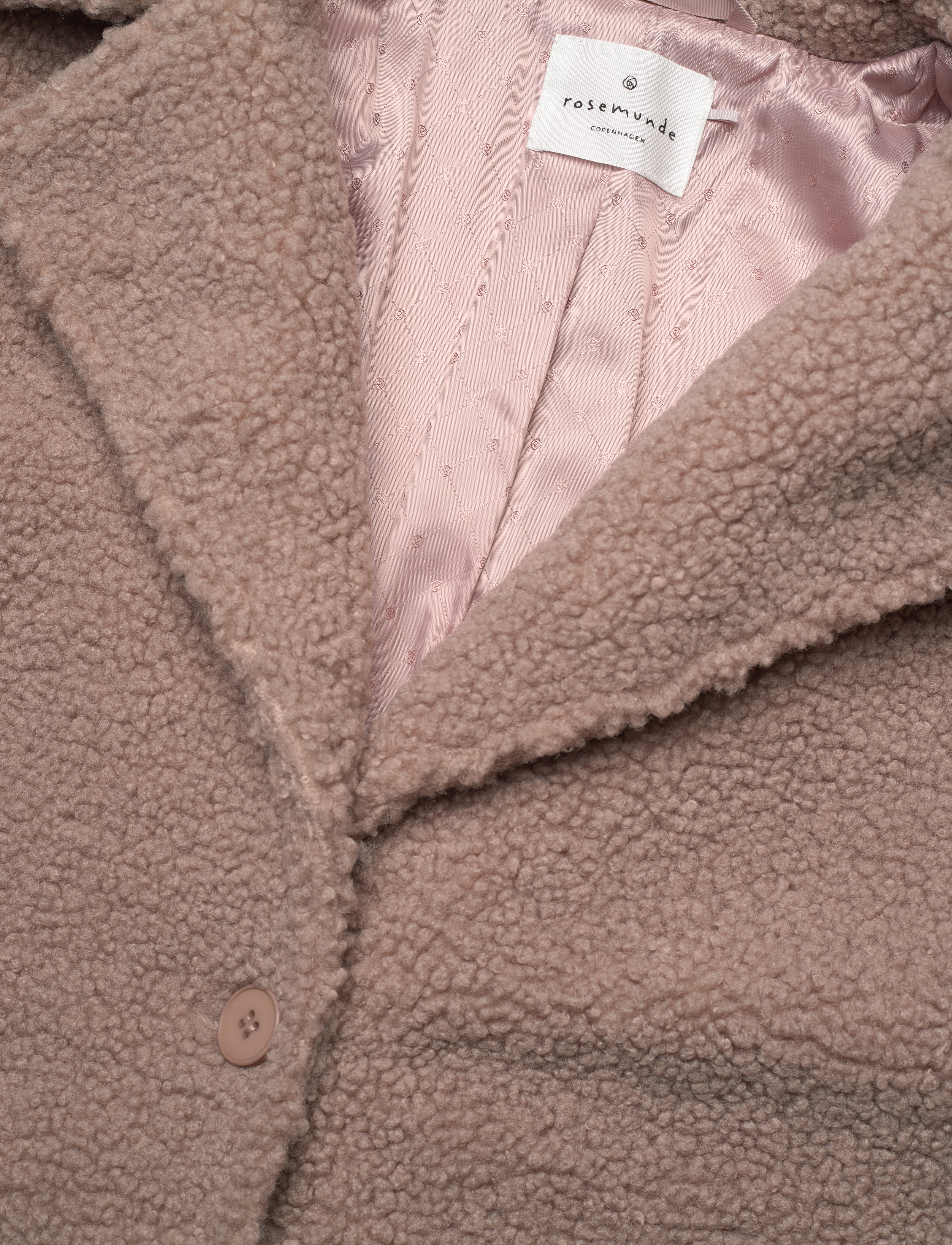 Rosemunde - Teddy coat - atmosphere - 2