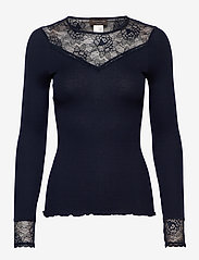 Rosemunde - Silk t-shirt regular LS w/lace - langärmlige tops - navy - 0