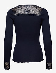 Rosemunde - Silk t-shirt regular LS w/lace - langärmlige tops - navy - 1