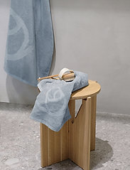 Rosemunde - Towel 45x65cm - håndklæder - dusty blue - 2