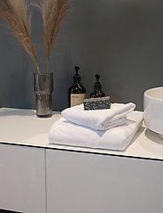 Rosemunde - Towel 45x65cm - najniższe ceny - new white - 2