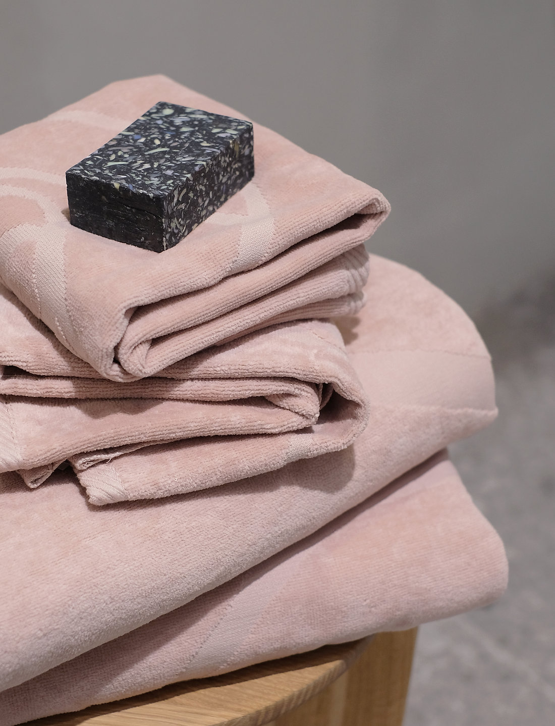 Rosemunde - towel 45x65cm - köp efter pris - vintage powder - 4