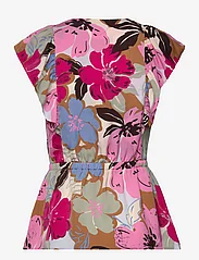 Rosemunde - Recycled polyester top - kortærmede bluser - supersized floral print - 1