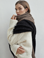 Rosemunde - Alpaca pullover - megztiniai su aukšta apykakle - ivory - 3