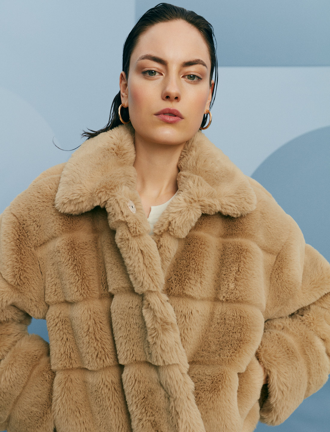Ladies faux 2025 fur coats