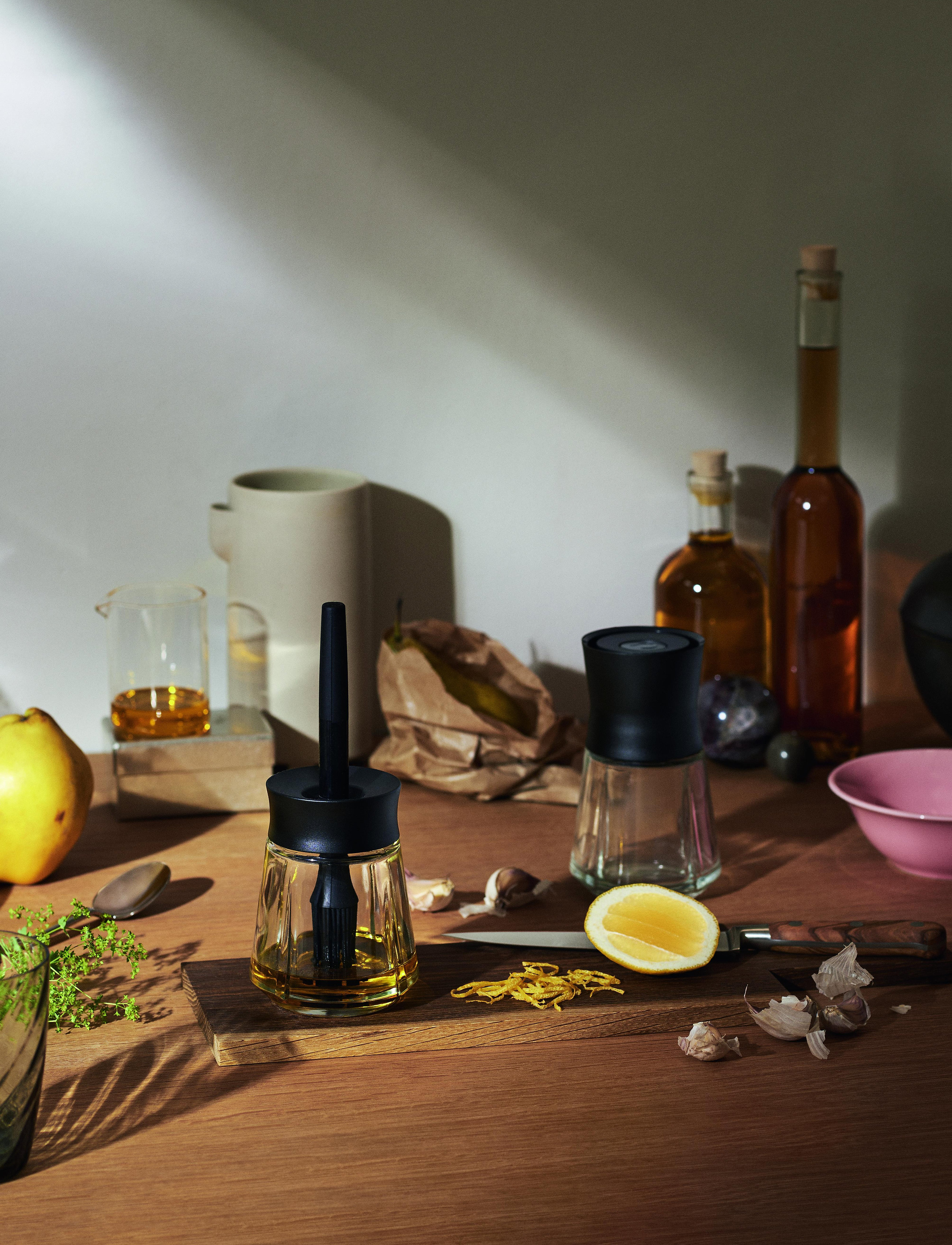 Rosendahl - Grand Cru Dressing shaker 25 cl - flöskur, hellistútar og dreypiflöskur - black - 2