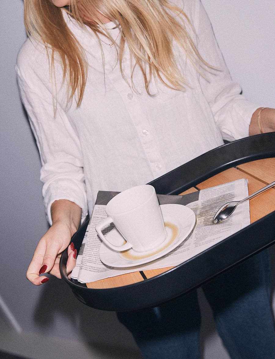 Rosendahl - Rosendahl Carry me tray 48x6.5 cm black - tabletts - black - 4