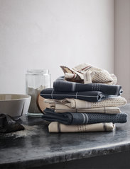 Rosendahl - Alpha Tea towel 50x70 cm - laagste prijzen - dark grey - 3