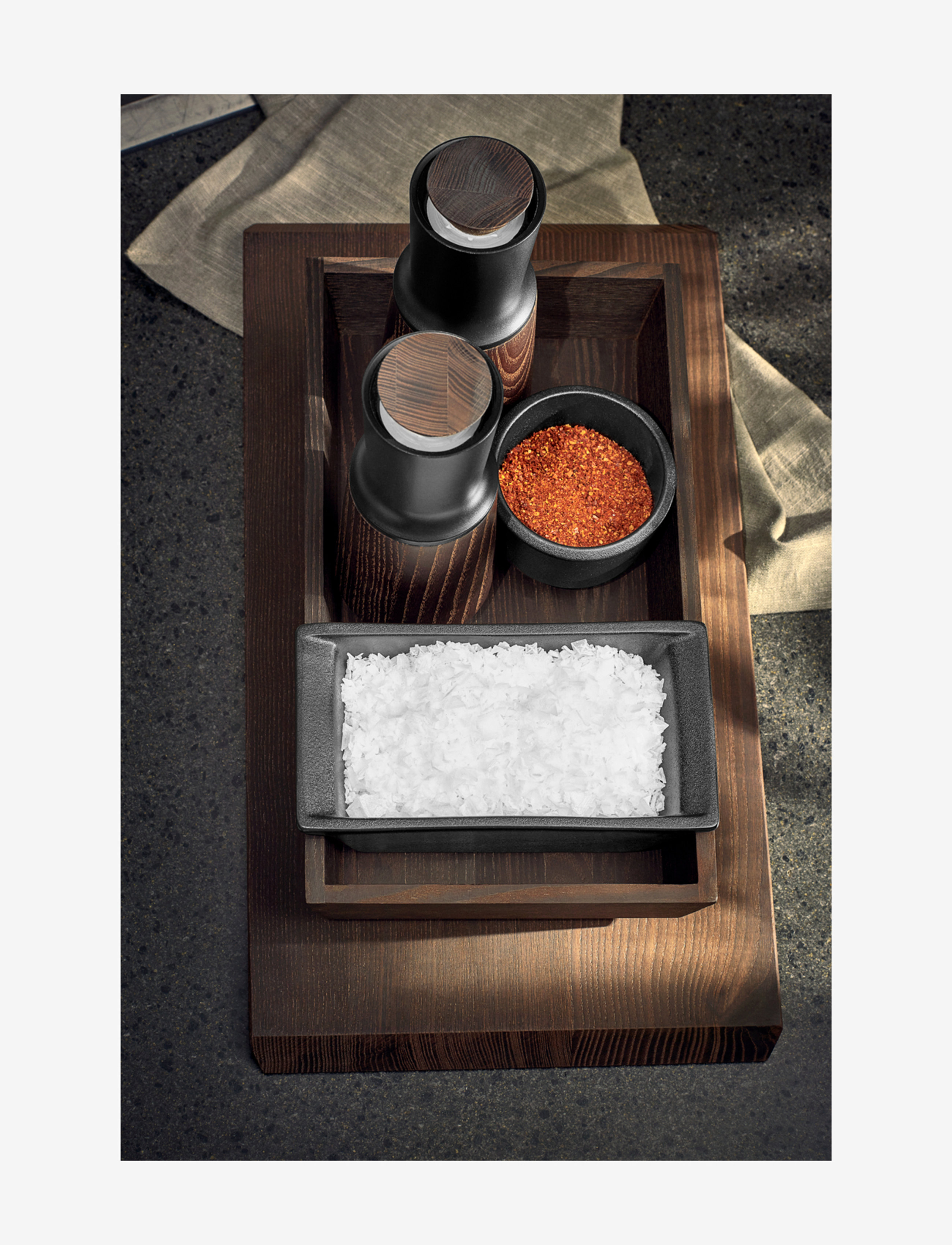 Rosendahl - RÅ Condiment Caddy H7,5 - salt & pepper grinders - thermo ash - 3