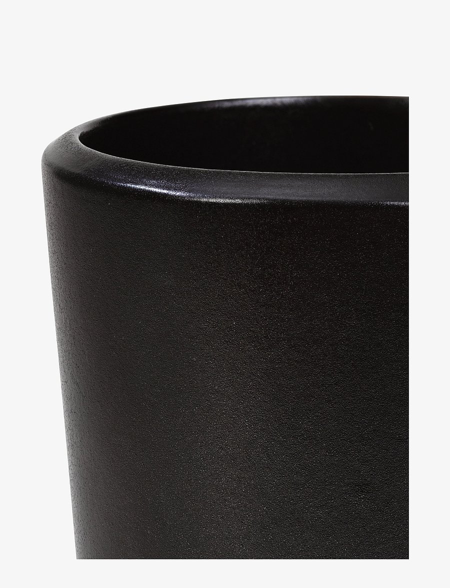 Rosendahl - RÅ Utensil holder H15.5 black - storage baskets - black - 1