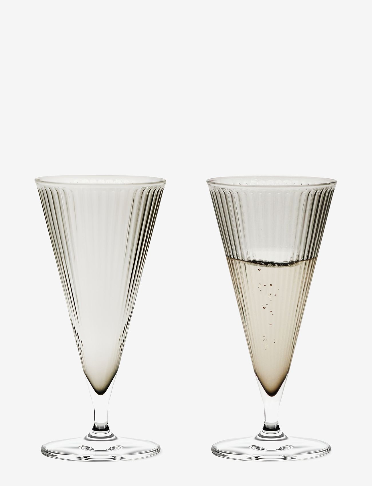 Rosendahl - GC Nouveau Champagne Glass 20 cl smoke 2 pcs. - die niedrigsten preise - smoke - 0