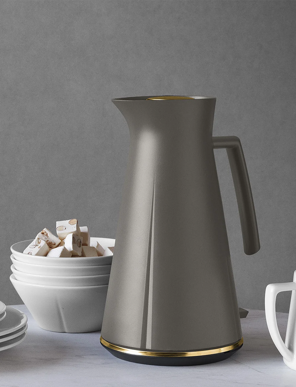 Rosendahl - GC Electric kettle 1,4 l ash/patinated steel - kettles & water boilers - ash/patinated steel - 1