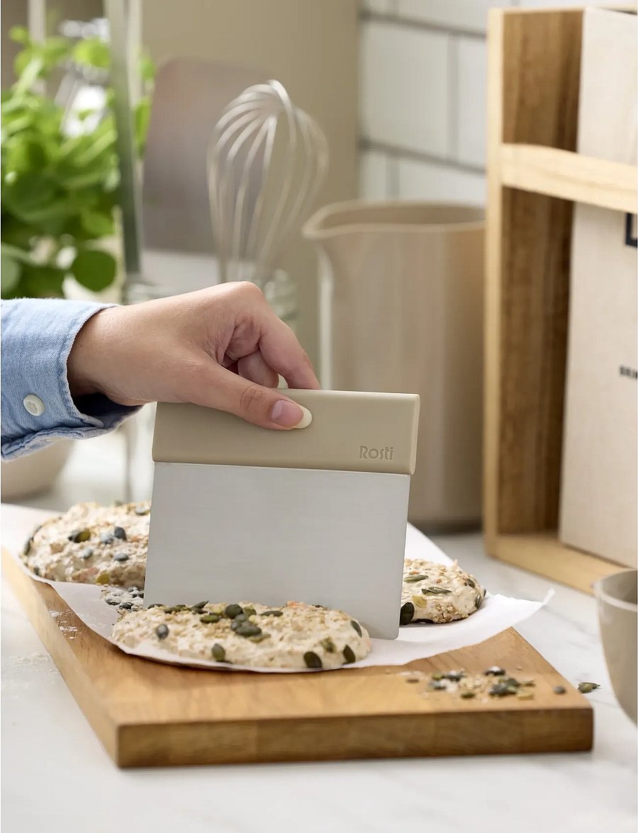 Rosti - Dough cutter Emma - spatel & teigschaber - humus - 0