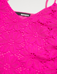 ROTATE Birger Christensen - Lace Flounce Slip Dress - slip kjoler - pink glo - 4