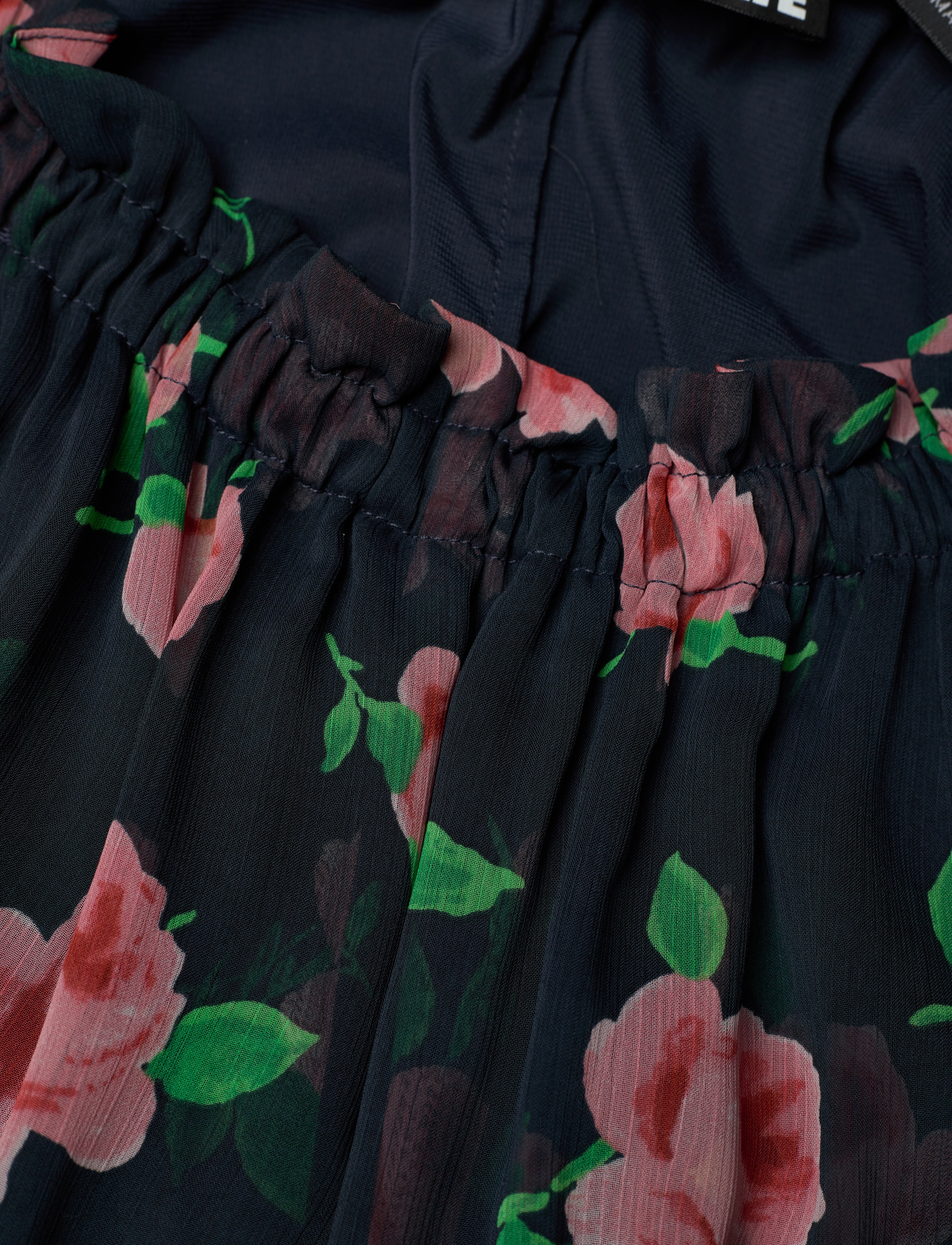 ROTATE - Chiffon Maxi Dress - maxikjoler - shining rose + midnight navy comb. - 4