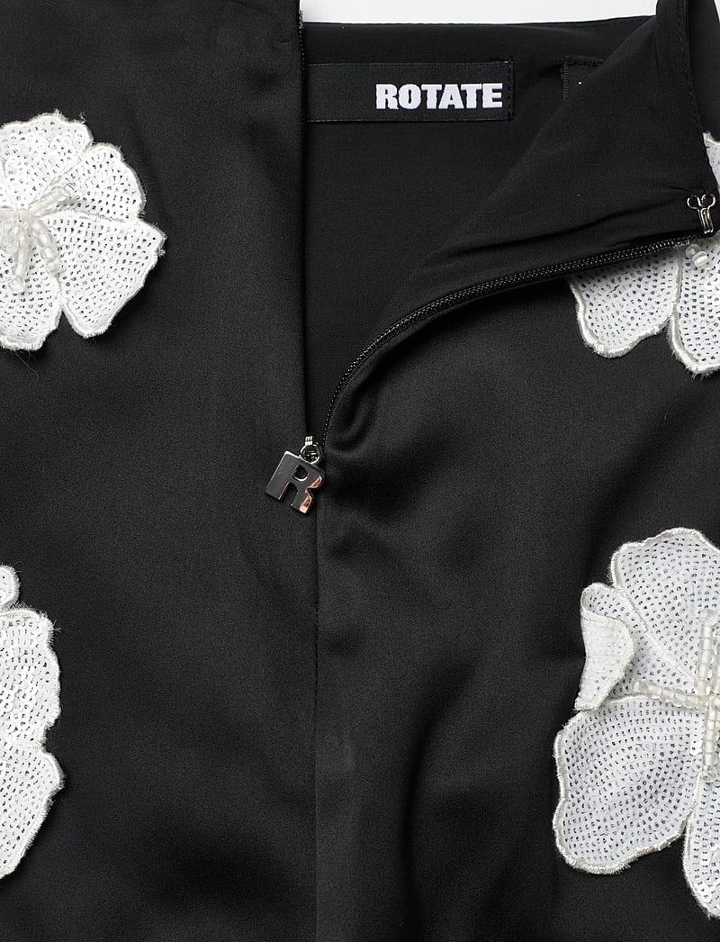 ROTATE - SATIN FLOWER MINI SKIRT - kurze röcke - black - 2