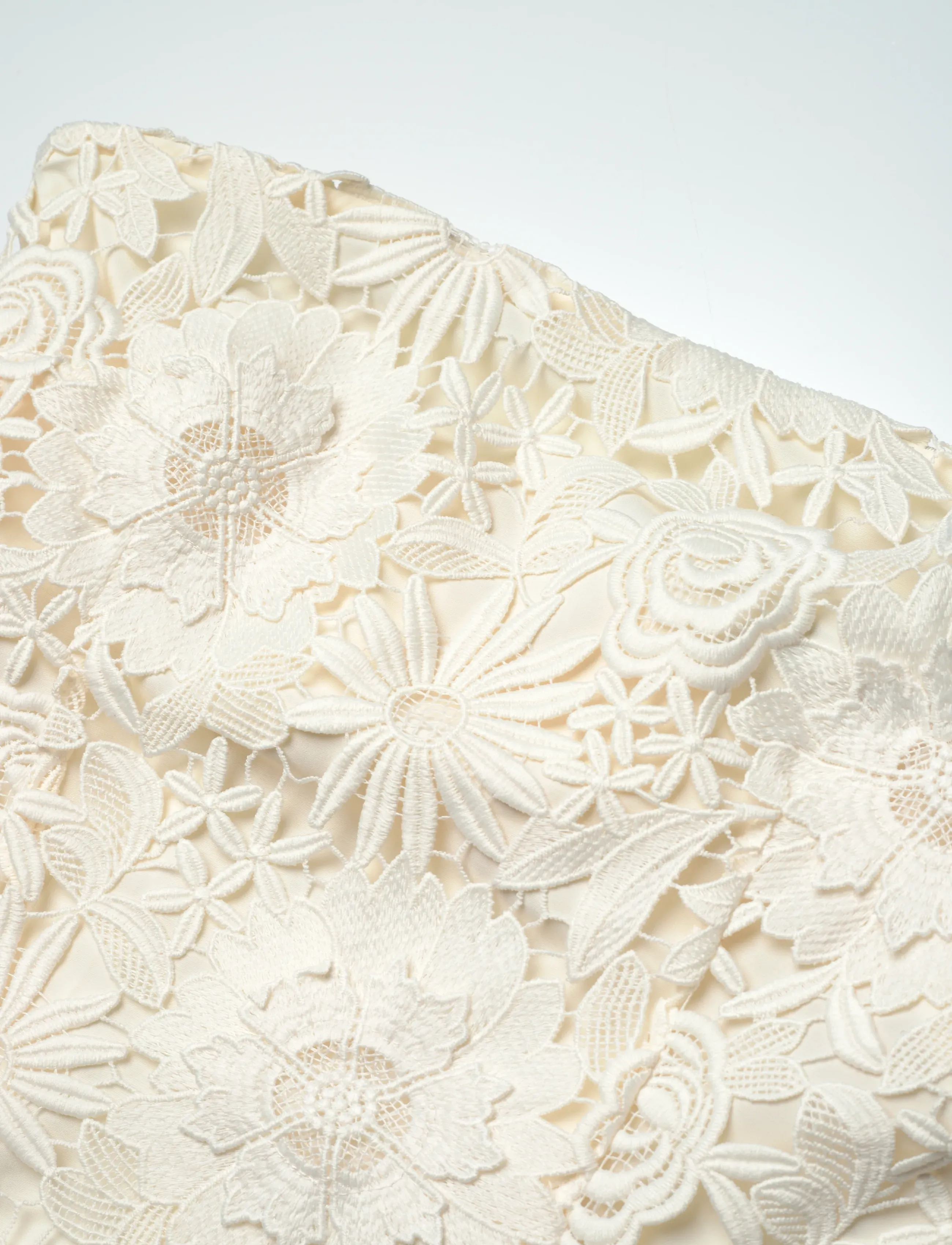 ROTATE - 3D LACE MIDI DRESS - egret - 2