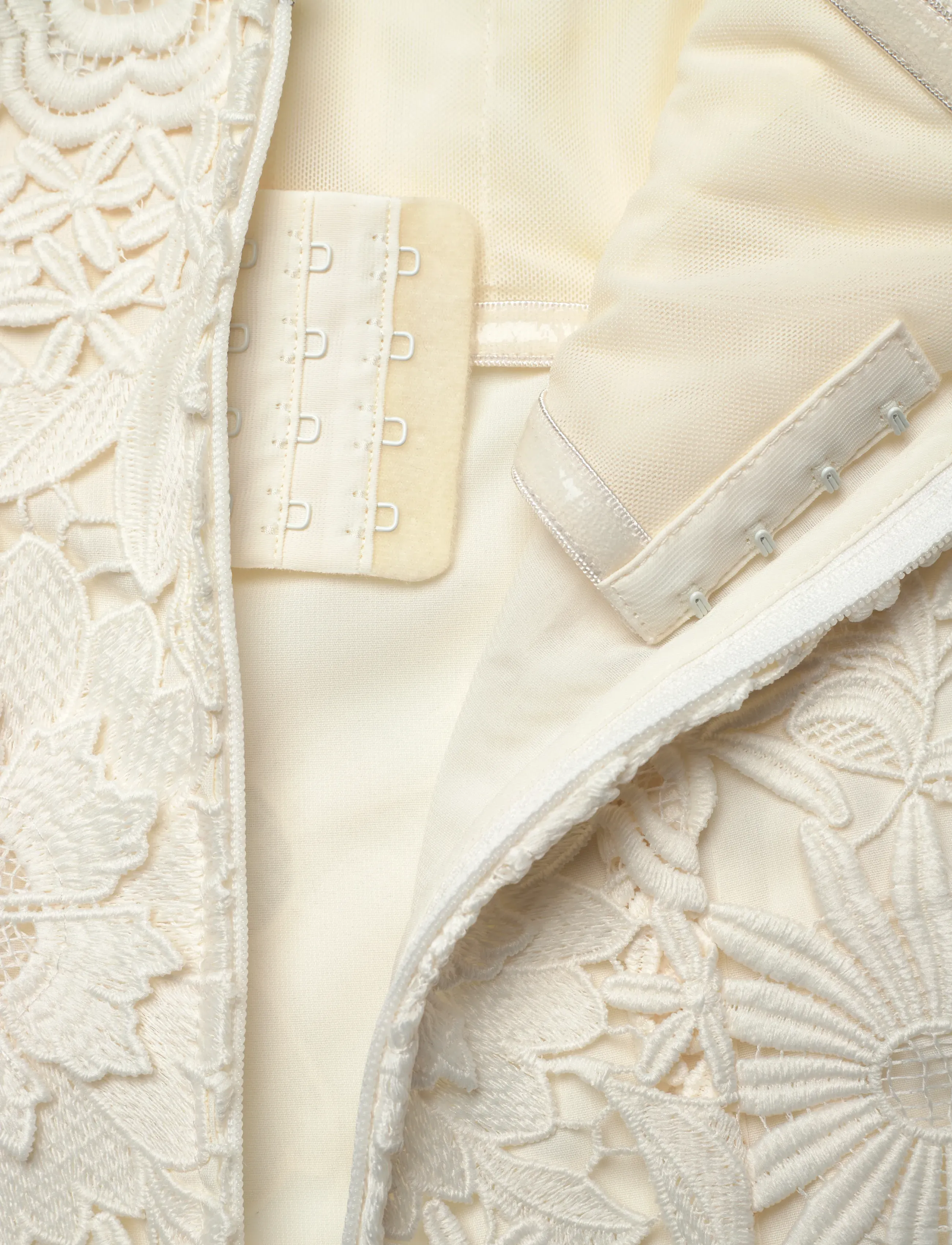 ROTATE - 3D LACE MIDI DRESS - egret - 4